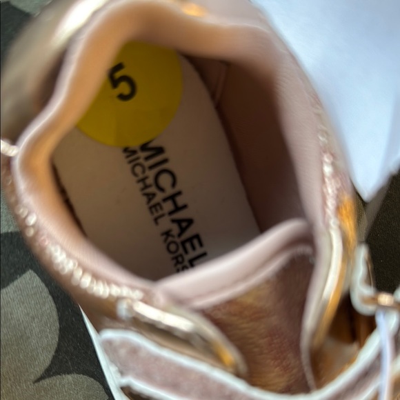 NWT Michael Kors Baby Rose Gold Metallic Sneakers -new with tags - Picture 2 of 7